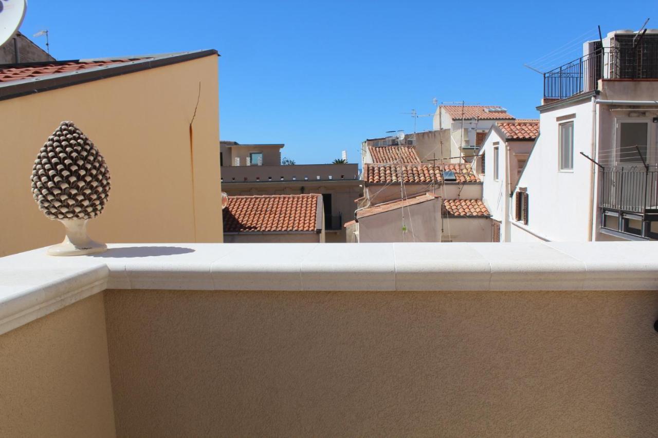 Maresole Cefalu Bagian luar foto